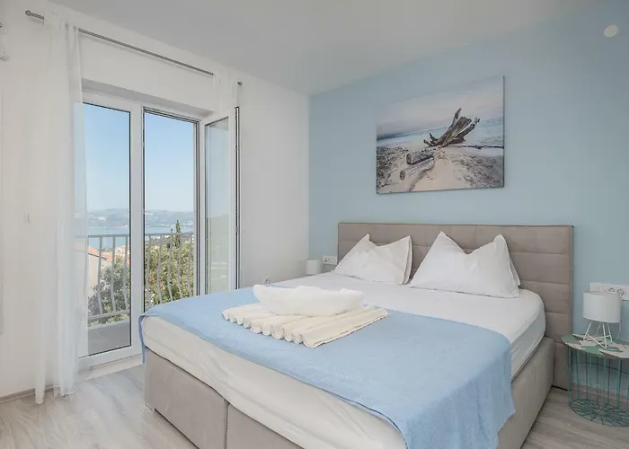 Apartments Lidija